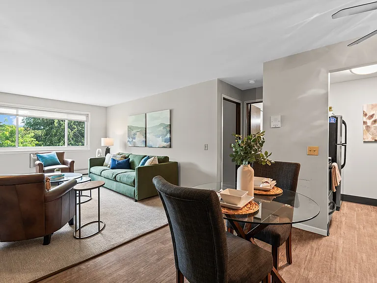 Valley View Apartments Living Room