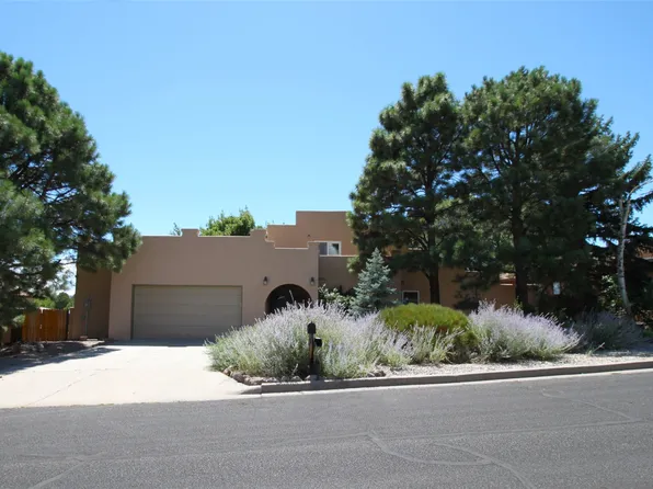75 Barcelona Ave, White Rock, NM 87547