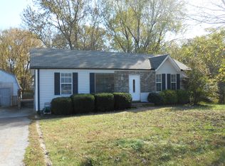 575 Blake Moore Dr, La Vergne, TN 37086