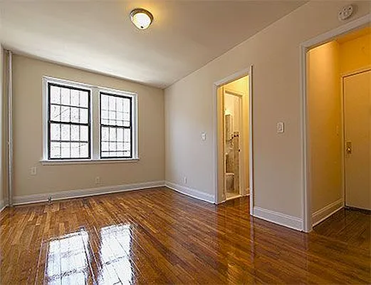 Rented by SW Queens Mezzanine | media 3
