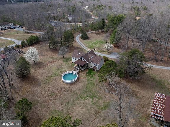 2nd image of 586 Jacoby Rd