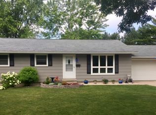 441 Wells Ave, Peshtigo, WI 54157