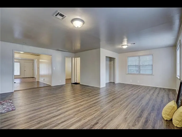 3008 NW 28th St #3008 — Photo 8