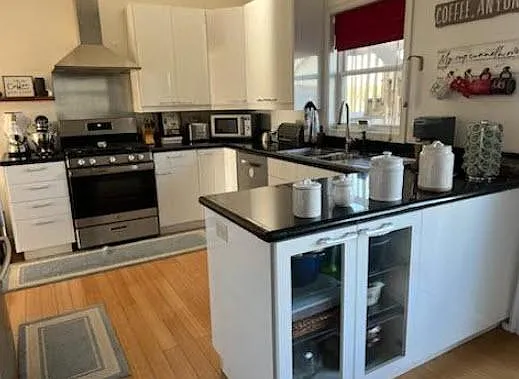 307 Douglas Dr — Photo 1