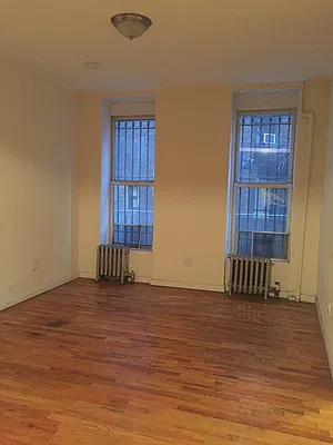 Rented by Elite NY Holdings | media 25