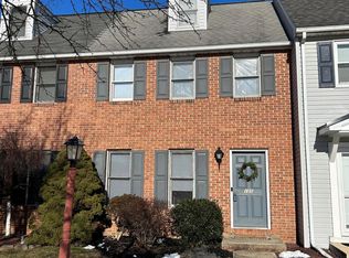 108 Garrett Cir, Ephrata, PA 17522