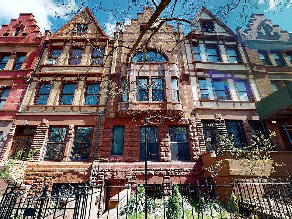 1st image of 325 Convent Ave
