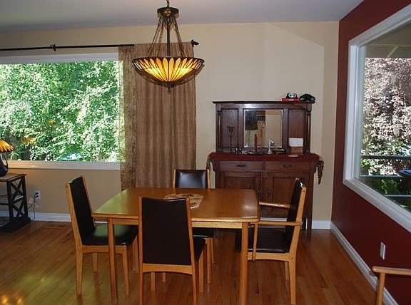 Adjoining Dining room