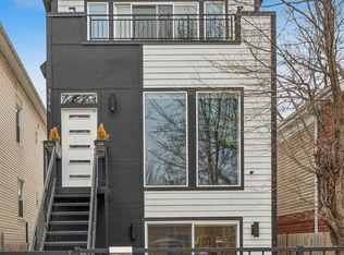 3546 W Wabansia Ave #1, Chicago, IL 60647