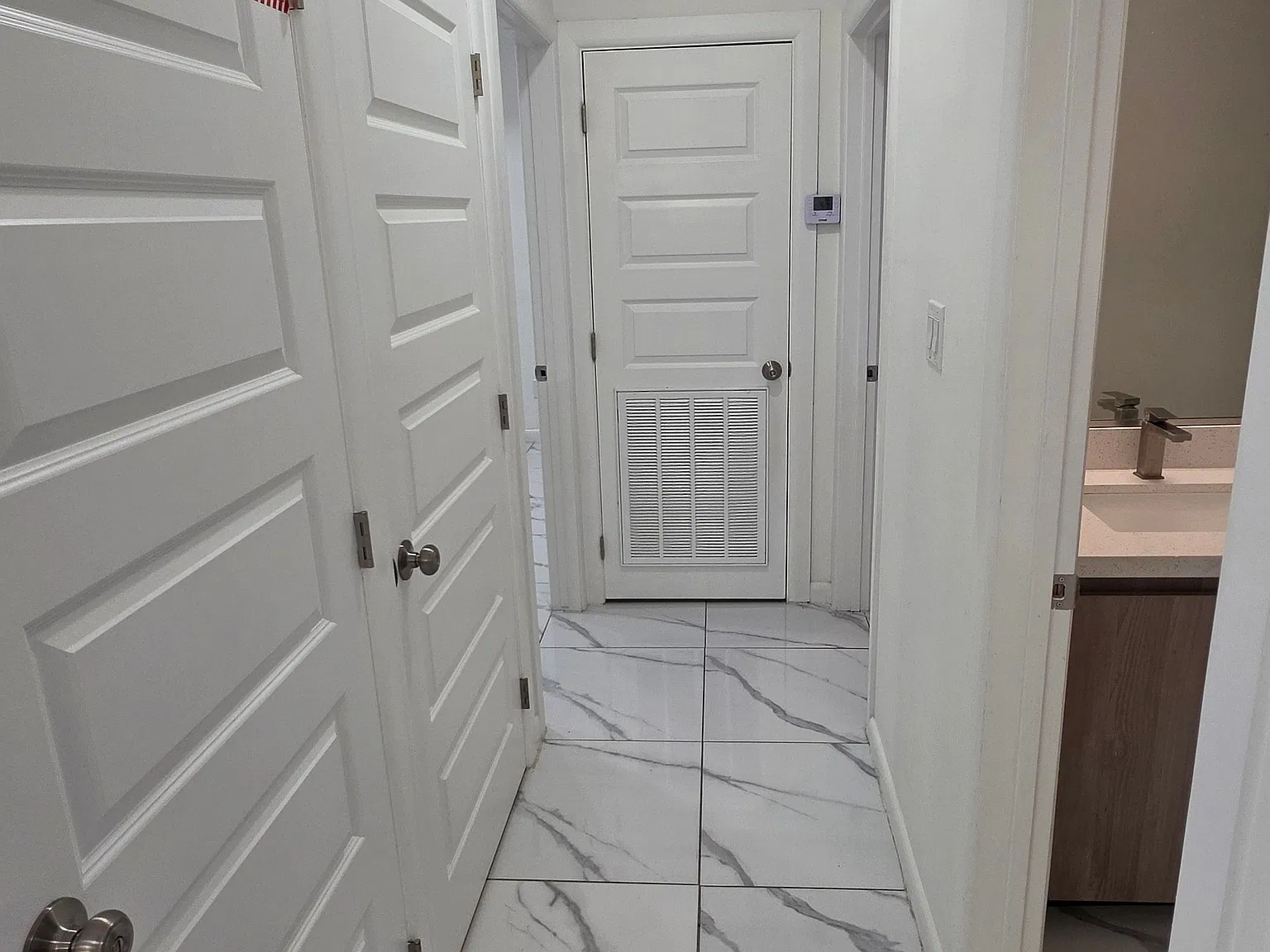 2 bed, 2.0 bath, 775 sqft, $900 — Photo 4