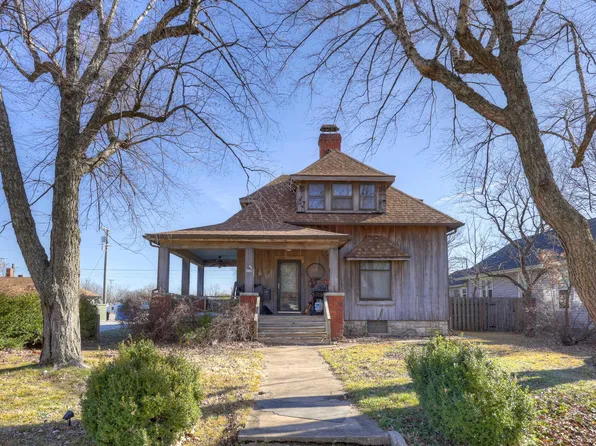 2011 S Jackson Avenue, Joplin, MO 64804