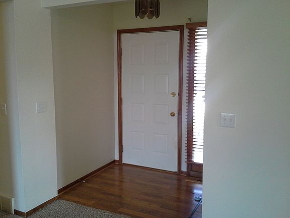3rd image of 2714 Alberta Ave