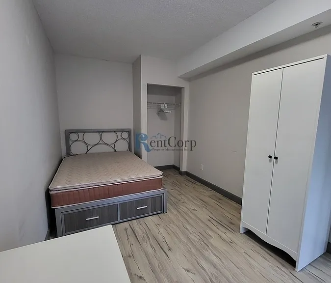1112 Sunview St #1112-258A — Photo 2