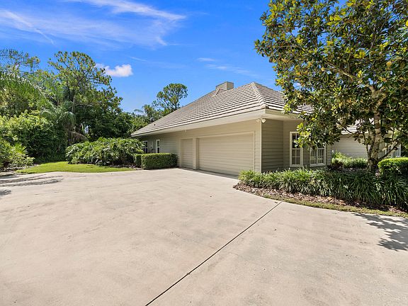 3rd image of 7684 Wyldwood Way