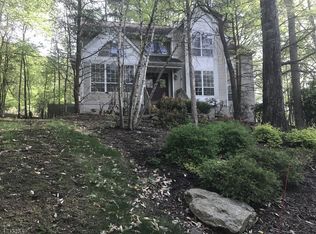 6 James Rd, Randolph, NJ 07869