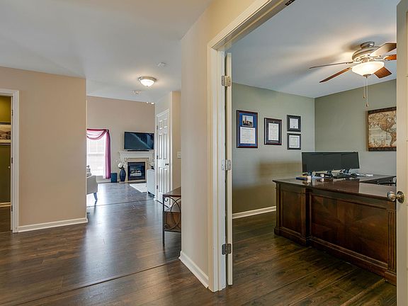 3rd image of 3181 Tristan Dr