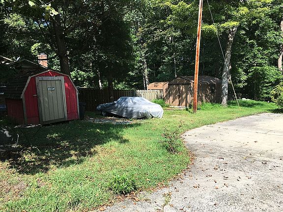 4th image of 2608 Little River Dr
