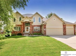 17005 Merion Dr, Omaha, NE 68136