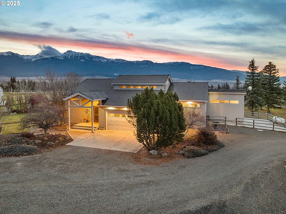 1st image of 19 Valley Heights Dr