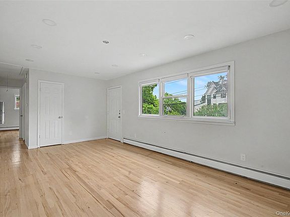 4th image of 34 Duelk Avenue