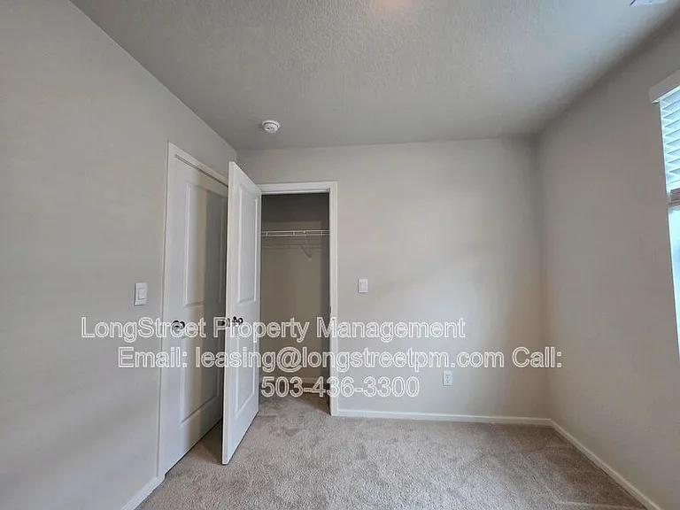 412 Lost Lake St NE — Photo 21