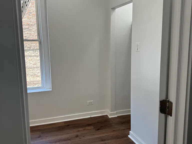 1540 W Garfield Blvd #1 — Photo 4