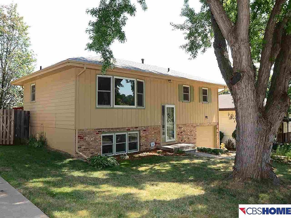 1st image of 5523 S 102nd St