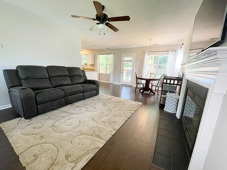 104 Cedar Field Ln — Photo 19