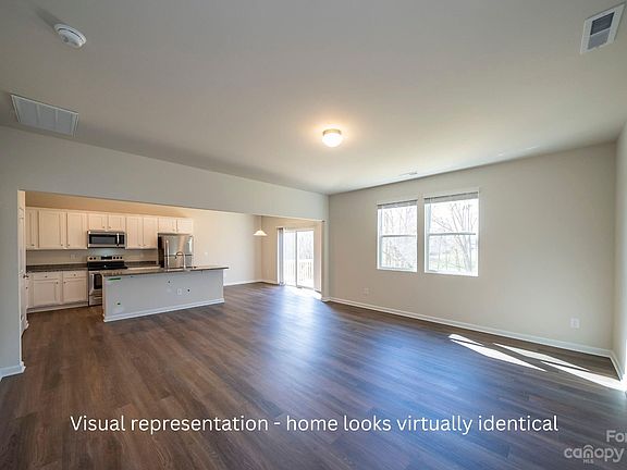 5th image of 158 Lippard Springs Cir