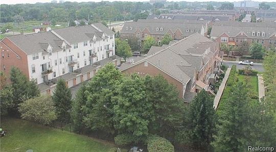 2nd image of 5000 Town Ctr Ste 804