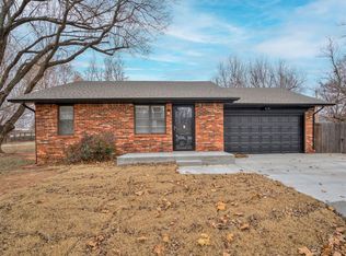 221 SW 6th St, Blanchard, OK 73010