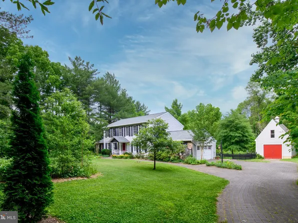 3287 Patuxent River Rd, Davidsonville, MD 21035