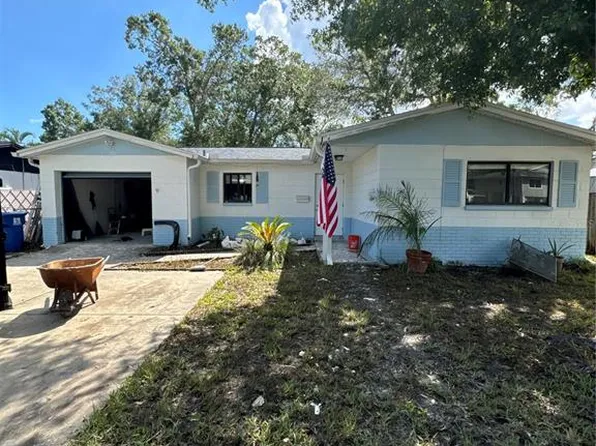300 84th Ave NE, Saint Petersburg, FL 33702