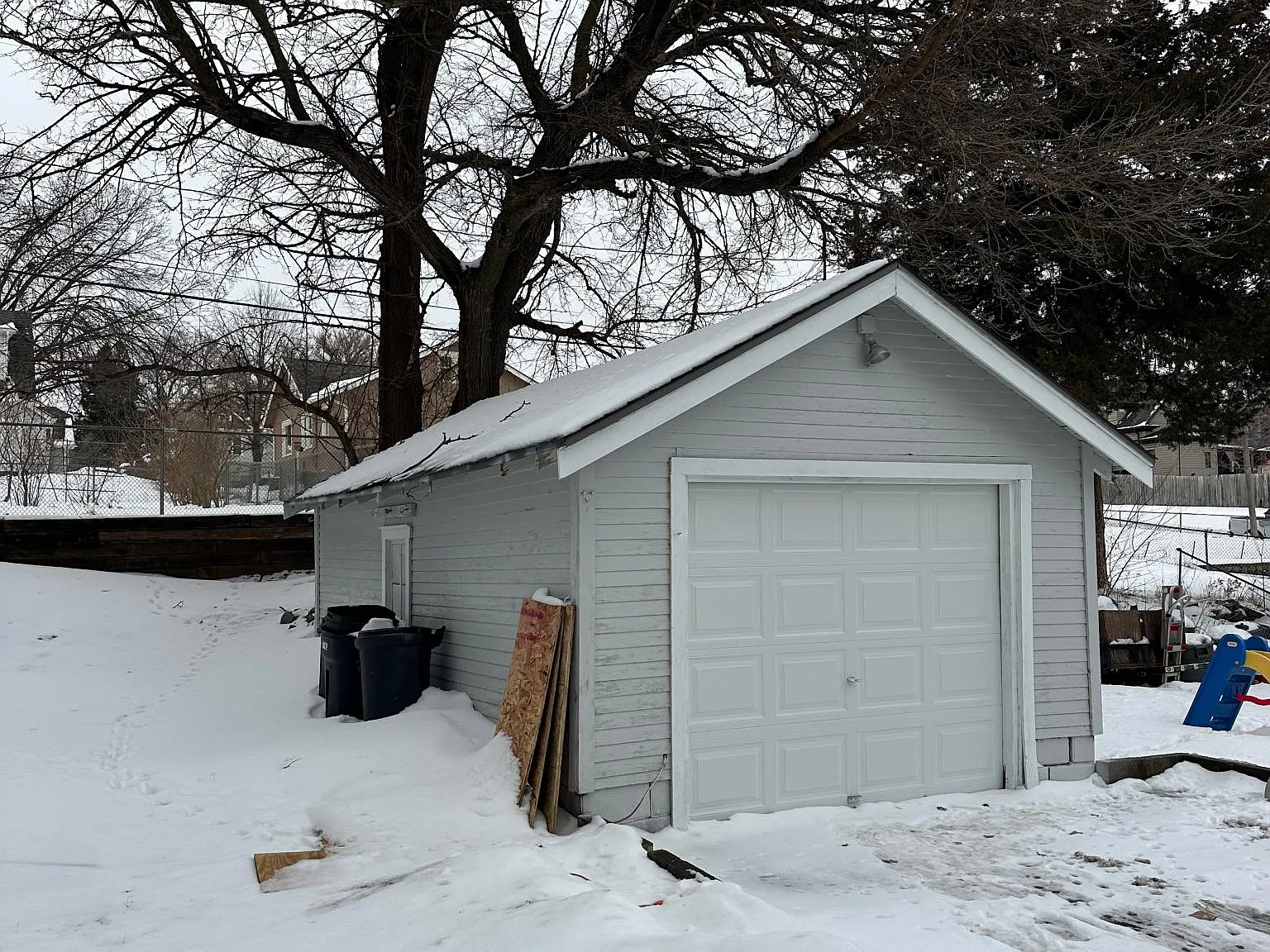 5039 Corby St — Photo 4