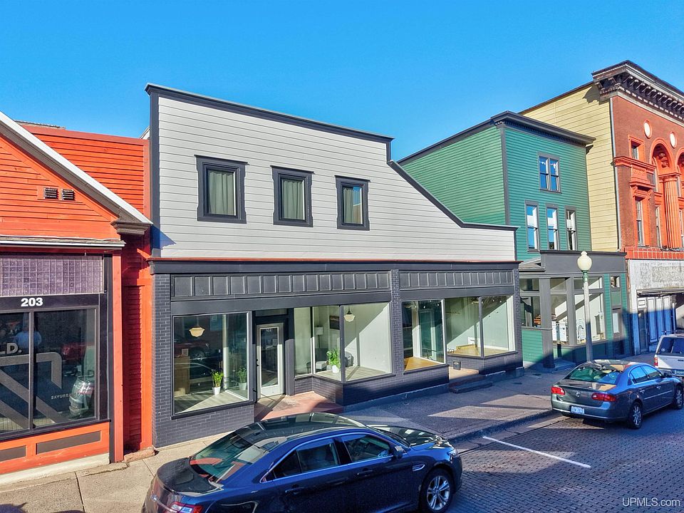 1st image of 205 5th St