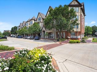 450 S 1st St UNIT 208, Saint Charles, IL 60174