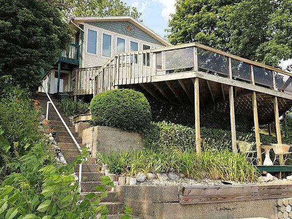 4th image of 10089 Woodlawn Dr