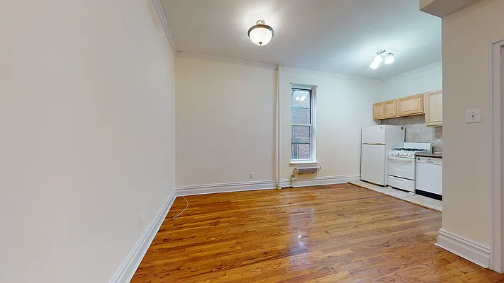 Rented by Bond New York | media 2