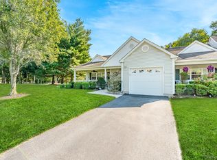 201 Pebble Beach Path, Riverhead, NY 11901