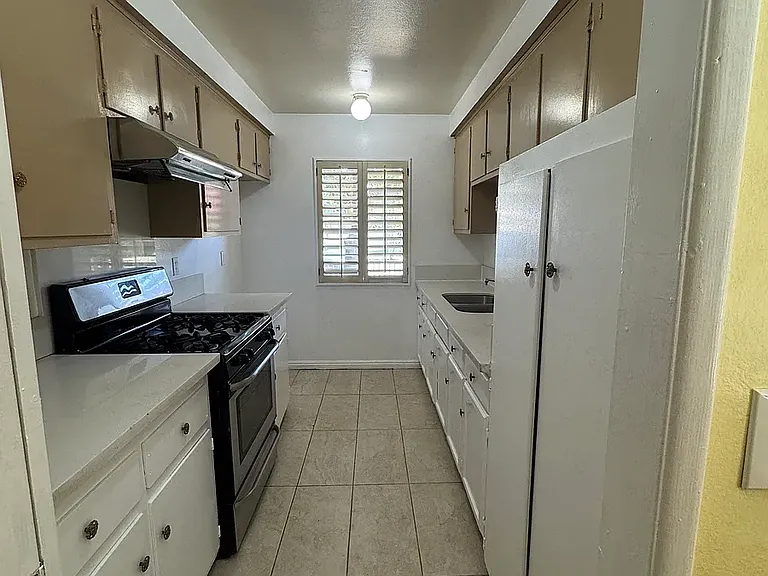 123 N 2nd St #A — Photo 2