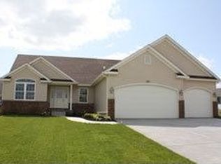 151 W Scott St, Eldridge, IA