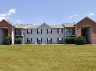 7856 Strawberry Hill Rd, Lewis Center, OH 43035