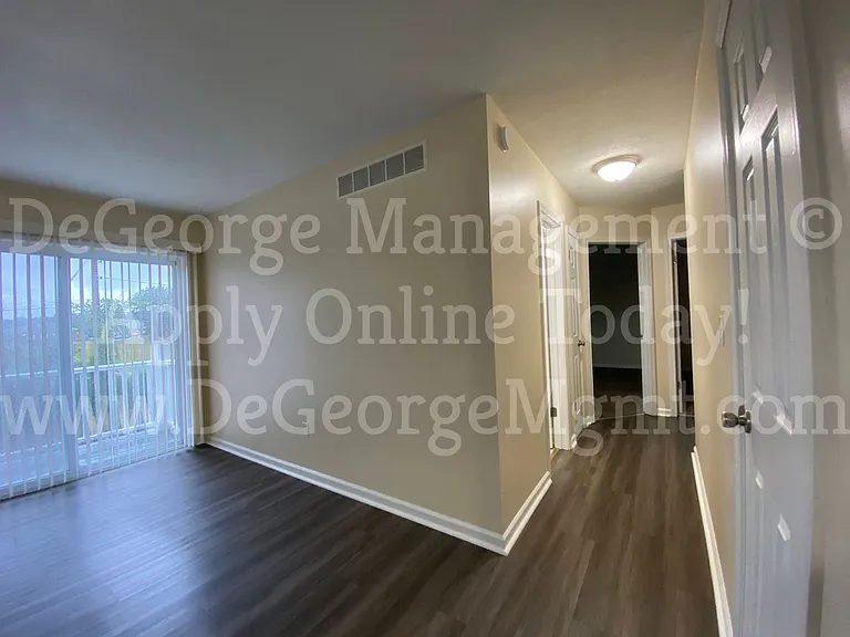 Pine Ridge Apartments — Photo 76