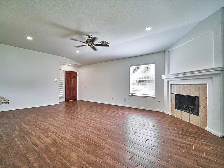 14603 Gearen Ct — Photo 4