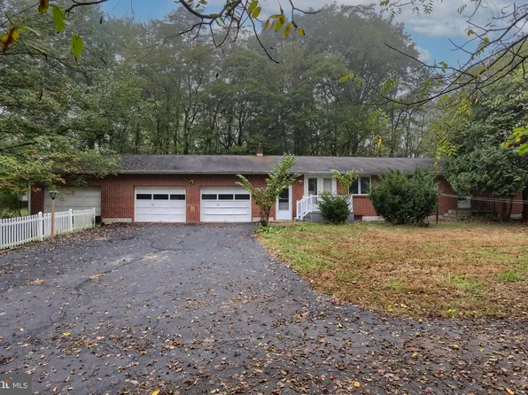 1814 Church Rd, Hummelstown, PA 17036