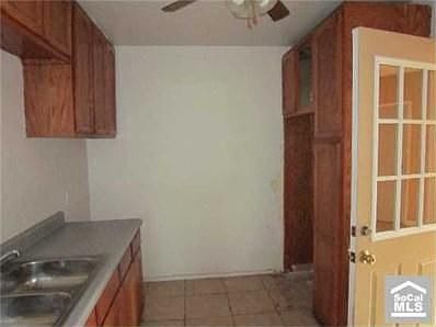 3rd image of 943 E 103rd Pl