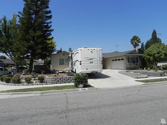 3rd image of 3081 Hilldale Ave