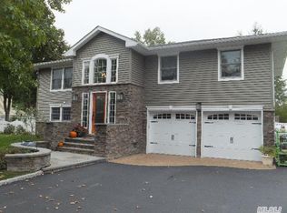 216 Cedrus Ave, East Northport, NY 11731