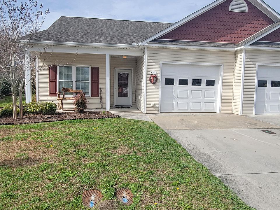 1st image of 122 Palmetto Place Circle