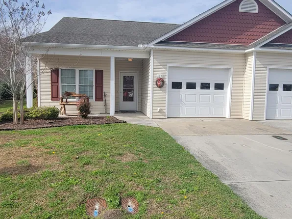 122 Palmetto Place Circle, Beaufort, NC 28516